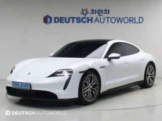 타이칸 베이스 퍼포먼스 베터리 중고차 매물 사진