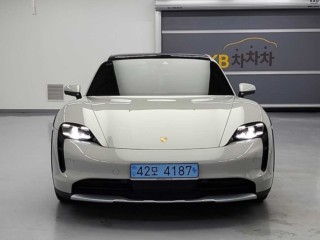 타이칸 크로스 투리스모 4S 중고차 매물 사진